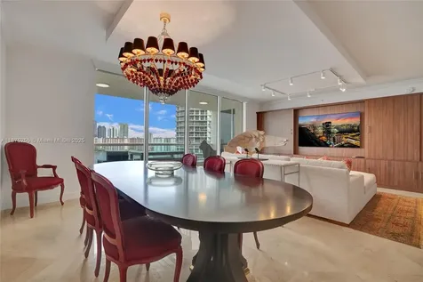 6000 Island Boulevard Aventura FL 33160