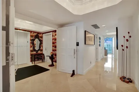 6000 Island Boulevard Aventura FL 33160