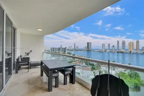6000 Island Boulevard Aventura FL 33160
