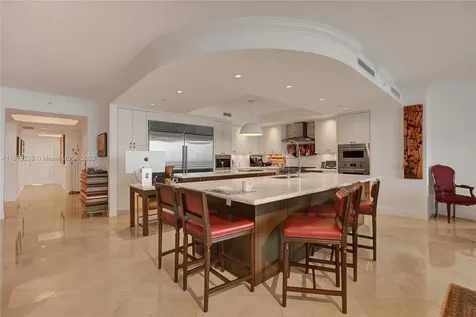 6000 Island Boulevard Aventura FL 33160