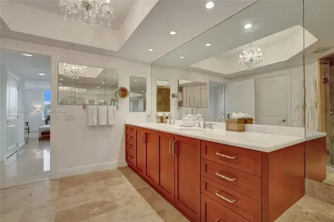 6000 Island Boulevard Aventura FL 33160