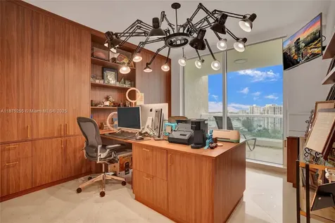 6000 Island Boulevard Aventura FL 33160