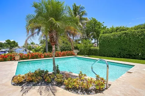 7050 NE 7th Avenue Boca Raton FL 33487