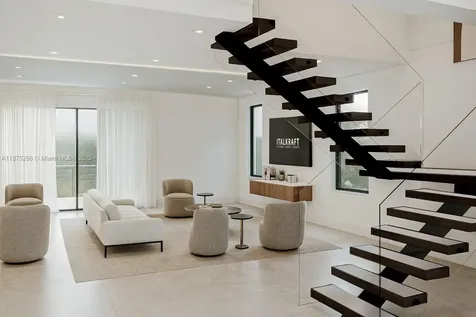 927 SW 7th Street Fort Lauderdale FL 33315