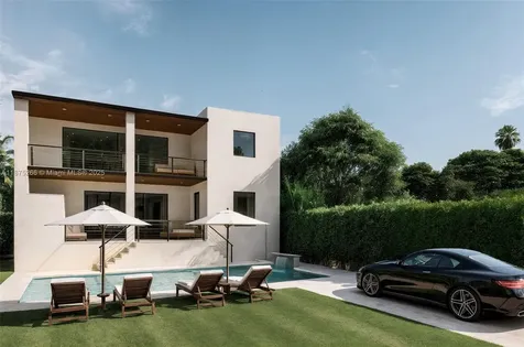 927 SW 7th Street Fort Lauderdale FL 33315