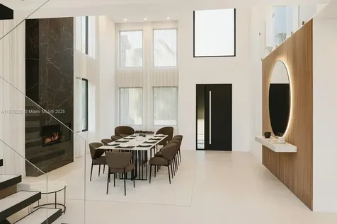 927 SW 7th Street Fort Lauderdale FL 33315