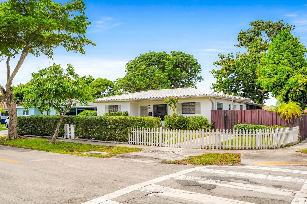 17130 NE 7th Avenue North Miami Beach FL 33162
