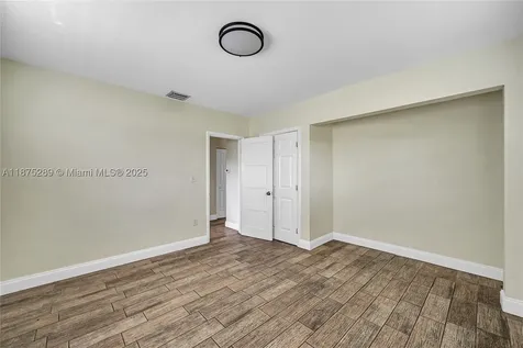 17130 NE 7th Avenue North Miami Beach FL 33162