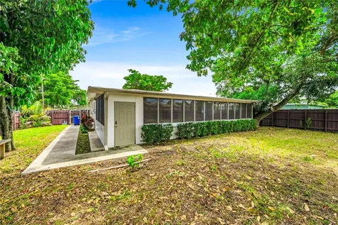 17130 NE 7th Avenue North Miami Beach FL 33162