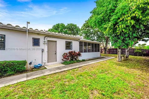 17130 NE 7th Avenue North Miami Beach FL 33162