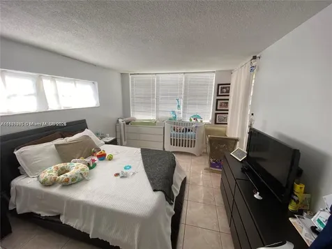 1670 NE 191st Street Miami FL 33179
