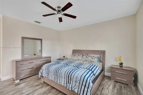 3237 NW 32nd Terrace Oakland Park FL 33309