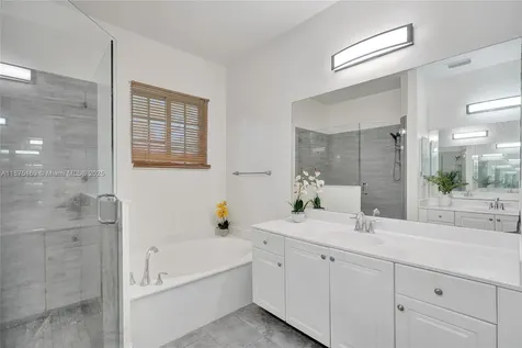 3237 NW 32nd Terrace Oakland Park FL 33309