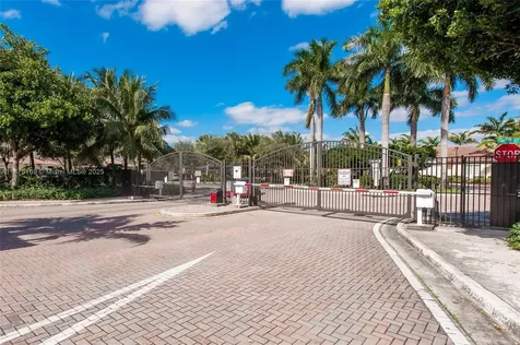 3237 NW 32nd Terrace Oakland Park FL 33309