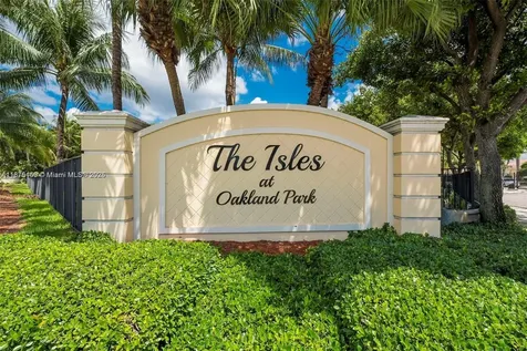 3237 NW 32nd Terrace Oakland Park FL 33309
