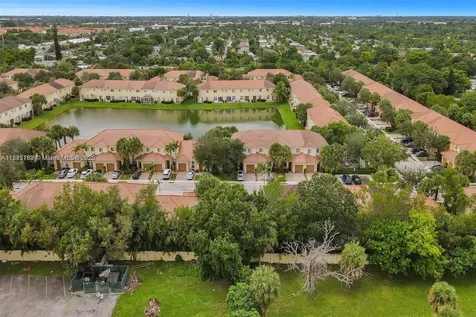 3237 NW 32nd Terrace Oakland Park FL 33309