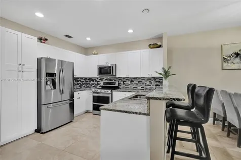 3237 NW 32nd Terrace Oakland Park FL 33309