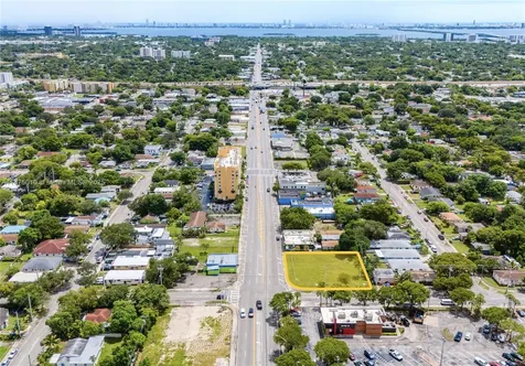 1090 NW 54th Street Miami FL 33127