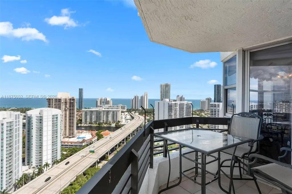 3500 Mystic Pointe Drive Aventura FL 33180