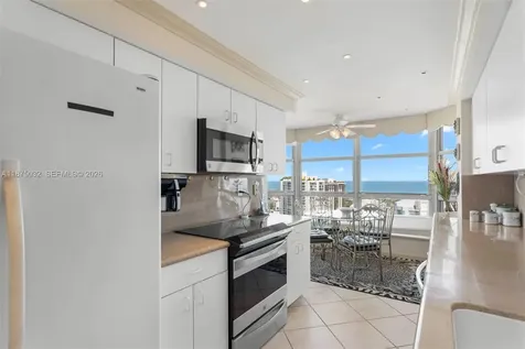 3500 Mystic Pointe Drive Aventura FL 33180