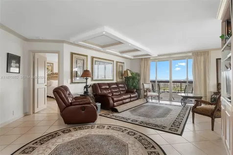 3500 Mystic Pointe Drive Aventura FL 33180