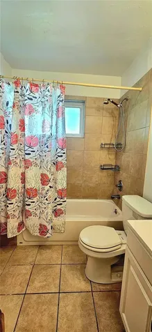 5704 SW 37th Street West Park FL 33023