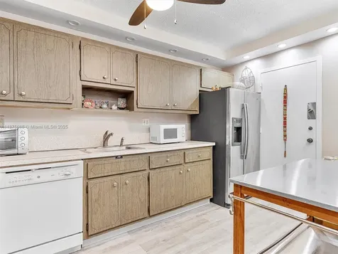 1470 NE 125th Terrace North Miami FL 33161