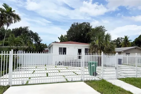 2740 NW 49th Street Miami FL 33142