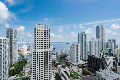 68 SE 6th Street Miami FL 33131