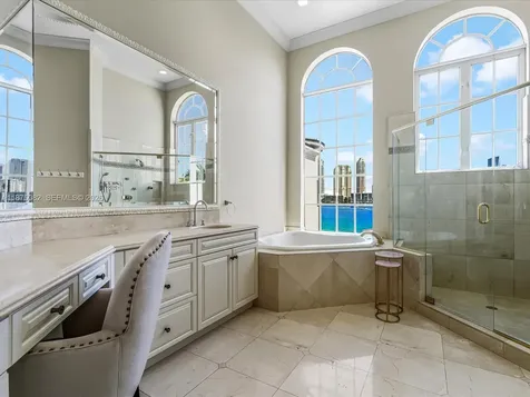 4040 Island Estates Drive Aventura FL 33160