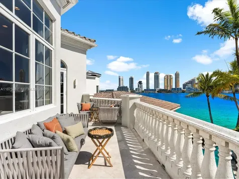 4040 Island Estates Drive Aventura FL 33160