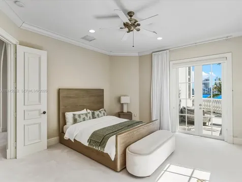 4040 Island Estates Drive Aventura FL 33160