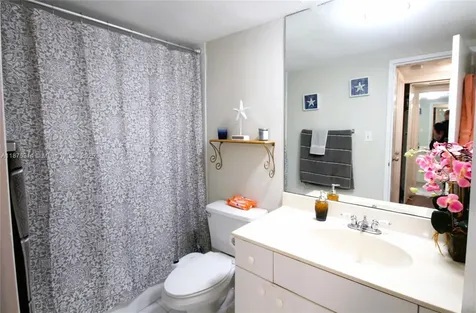 5161 Collins Avenue Miami Beach FL 33140