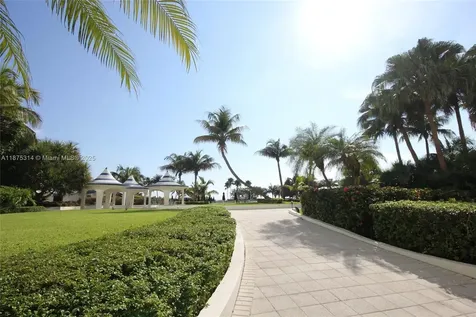 5161 Collins Avenue Miami Beach FL 33140
