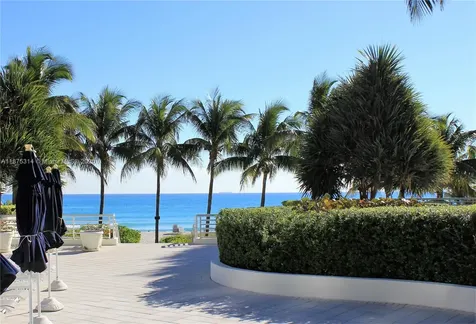 5161 Collins Avenue Miami Beach FL 33140