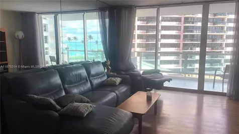 5161 Collins Avenue Miami Beach FL 33140