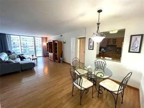 5161 Collins Avenue Miami Beach FL 33140