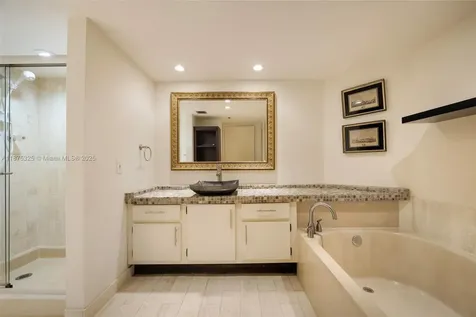 1717 N Bayshore Drive Miami FL 33132
