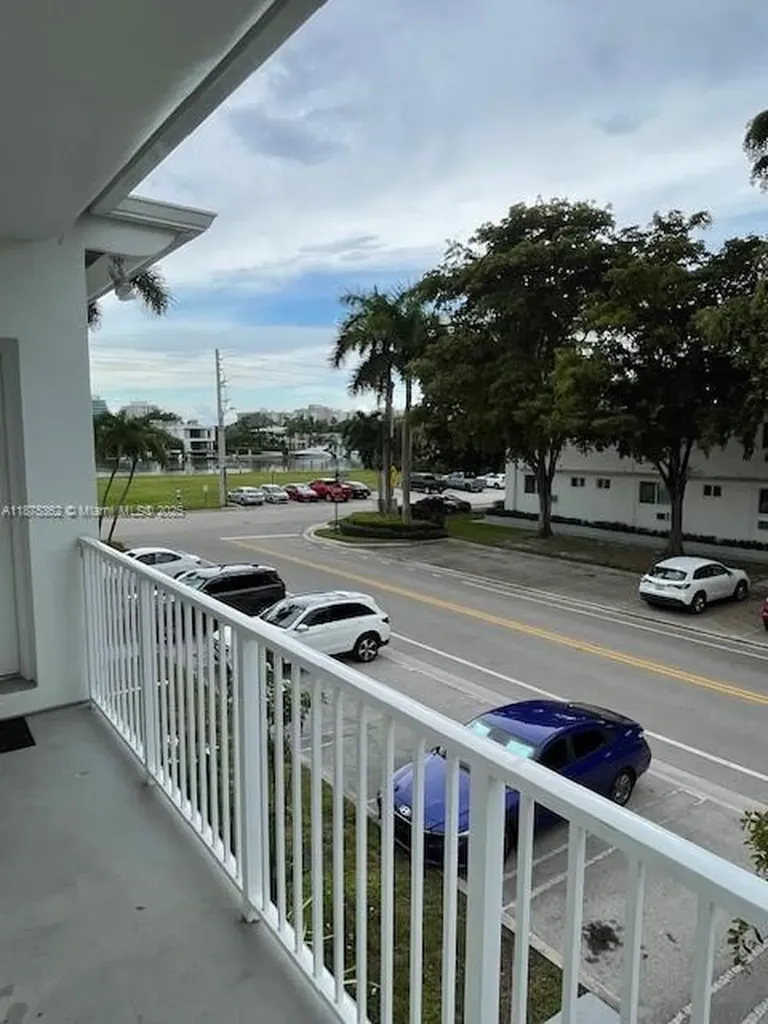 9300 E Bay Harbor Drive Bay Harbor Islands FL 33154