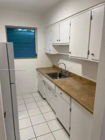 9300 E Bay Harbor Drive Bay Harbor Islands FL 33154