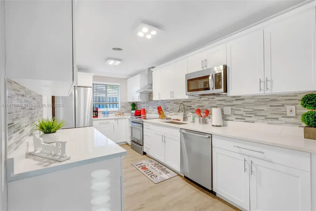 5740 NE 19th Avenue Fort Lauderdale FL 33308
