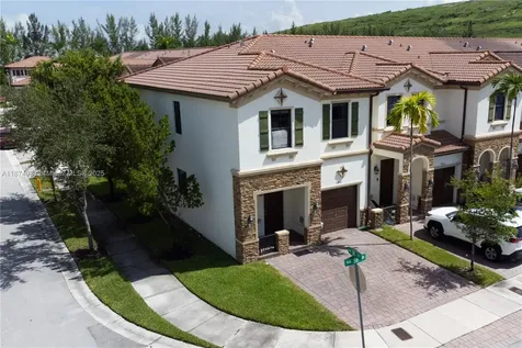 9871 NW 88th Terrace Doral FL 33178