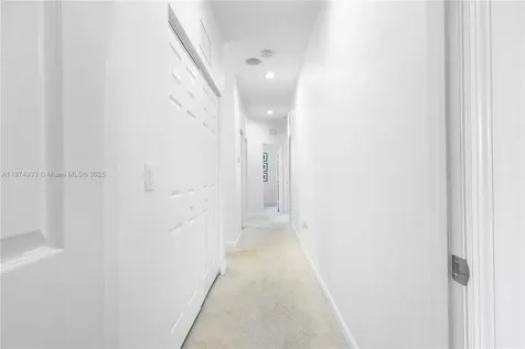 9871 NW 88th Terrace Doral FL 33178