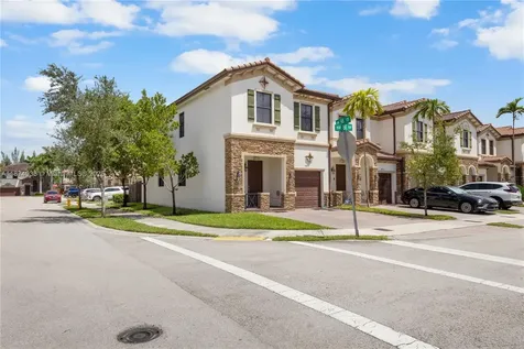 9871 NW 88th Terrace Doral FL 33178