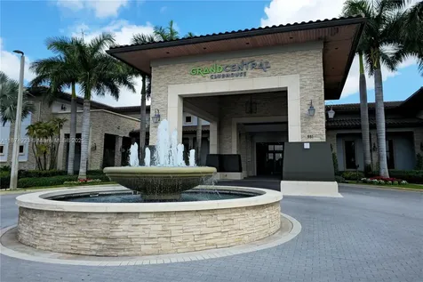 9871 NW 88th Terrace Doral FL 33178