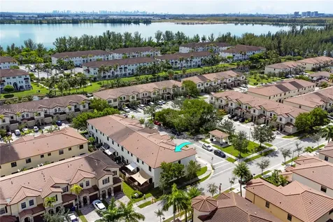 9871 NW 88th Terrace Doral FL 33178