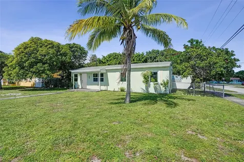 301 NW 190th Street Miami Gardens FL 33169