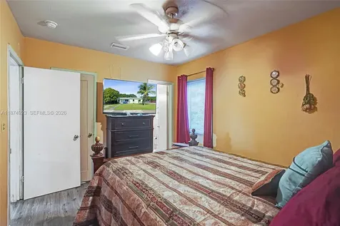 301 NW 190th Street Miami Gardens FL 33169