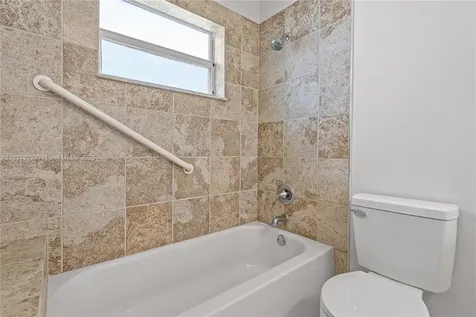 21472 SW 87th Place Cutler Bay FL 33189