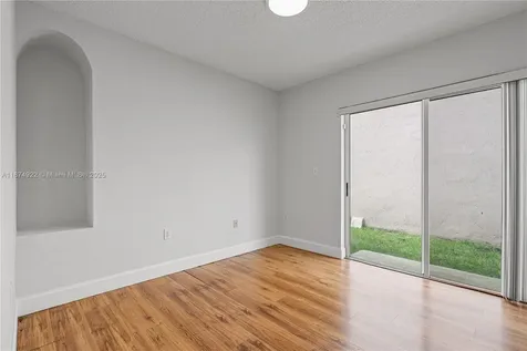 21472 SW 87th Place Cutler Bay FL 33189